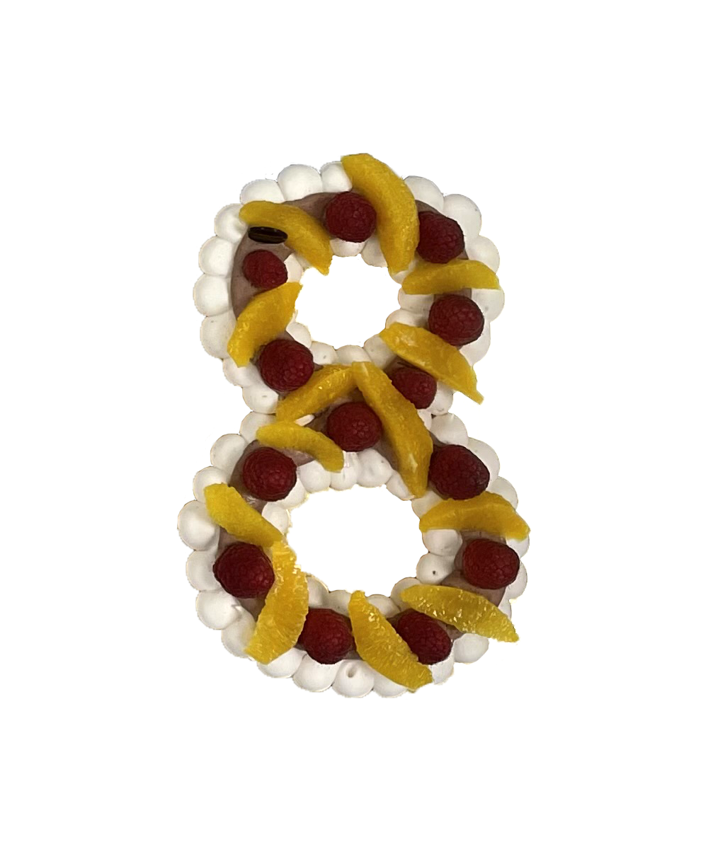 Pavlova number cake 8