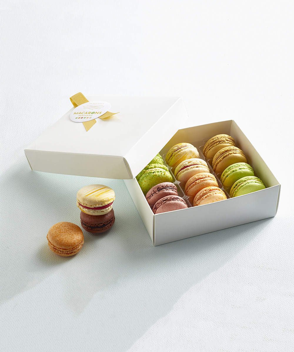 Coffret 12 macarons parisiens
